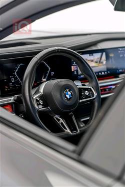 بي ام دبليو الفئة 7